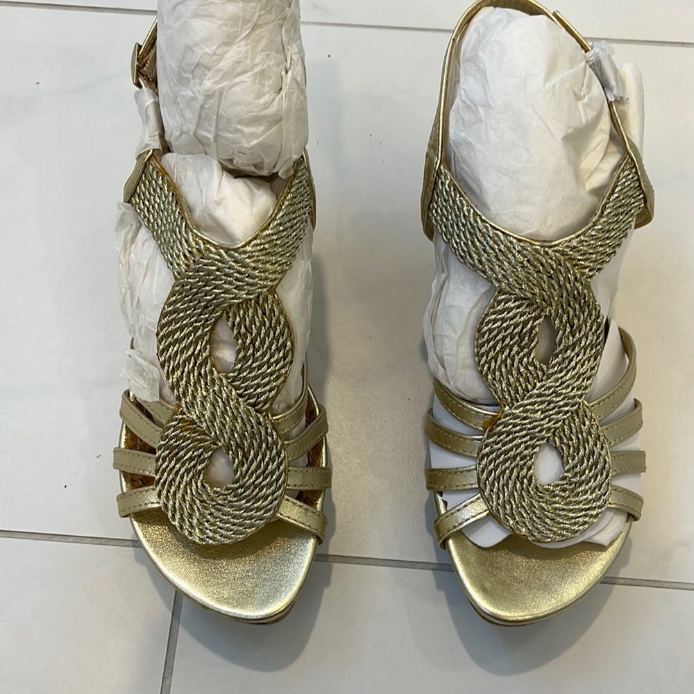 Brand new never worn cork wedges